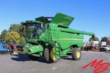 Main image John Deere S690